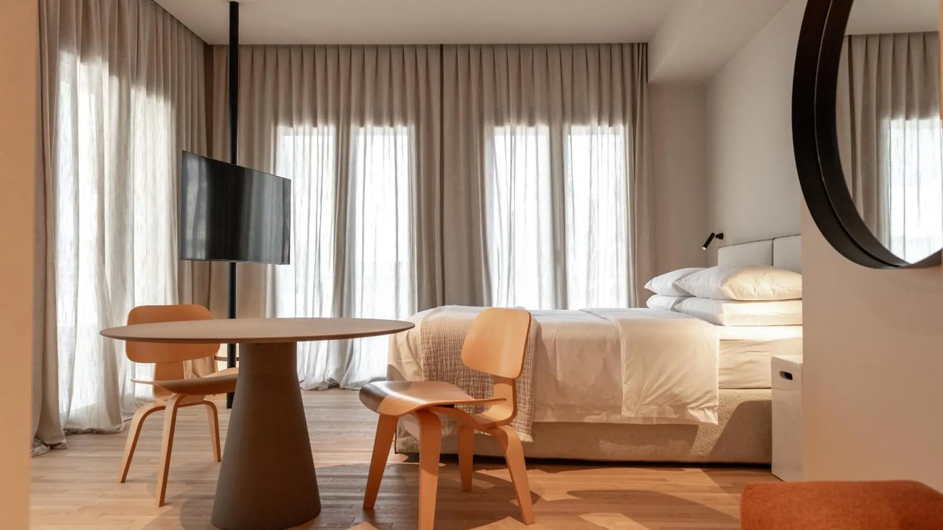Alma Suites Lido di Jesolo 0*,  Italy